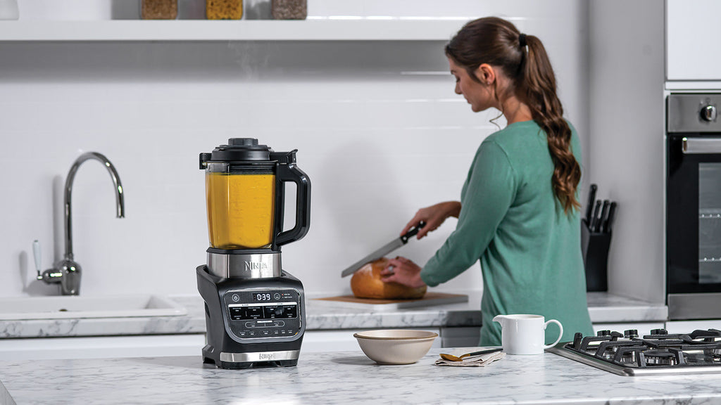 خلاط نينجا فودي المُسخّن بتقنية Auto-iQ - ١٠ برامج - ١٠٠٠ واط